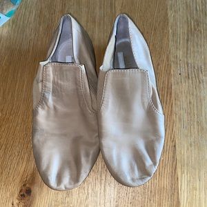 Bloch tan dance shoes size 5